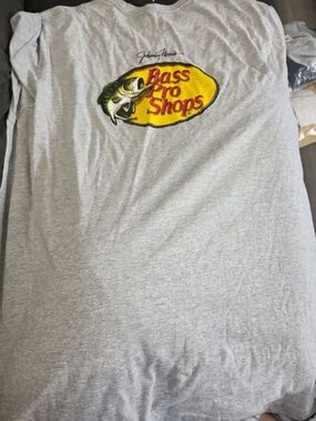 Bass Pro Shops Light Gray Short-Sleeve Logo Tee with Yellow Emblem
